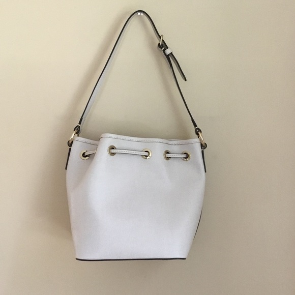 NEW Dooney & Bourke Saffiano Serena Leather Crossbody Bucket Bag